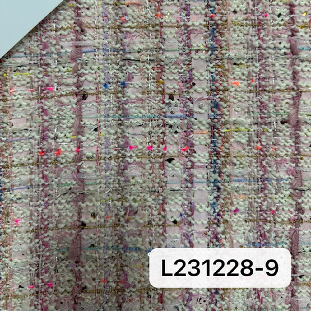 L231228白色